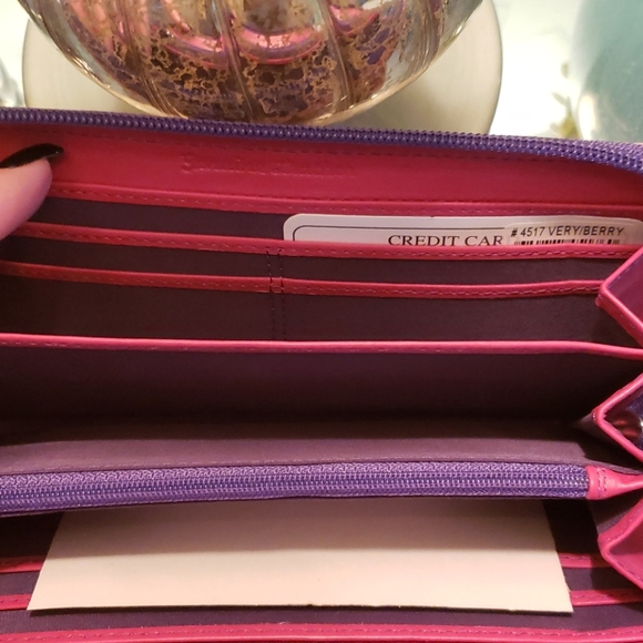 Wallet - Picture 2 of 3